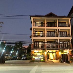 Riverside House Hotel